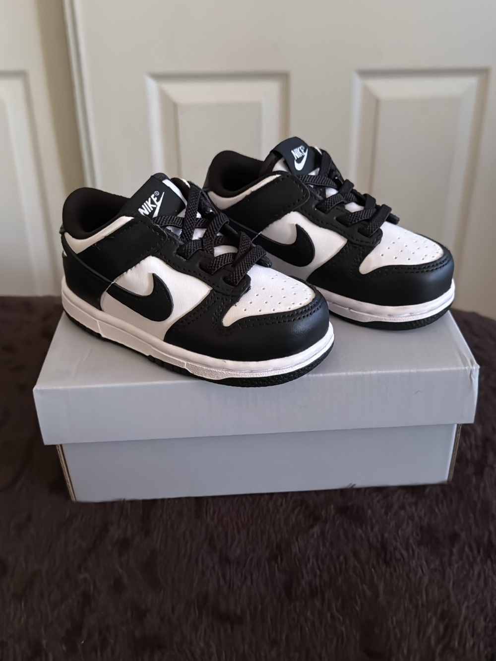 Nike Kids Black and White Low-Top Sneakers